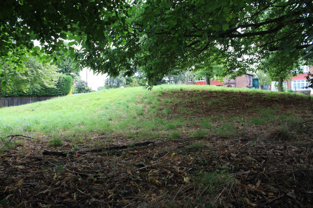 Shrewsbury Tumulus at junction of Mayplace Lane, Plum Lane and Brinklow Crescent