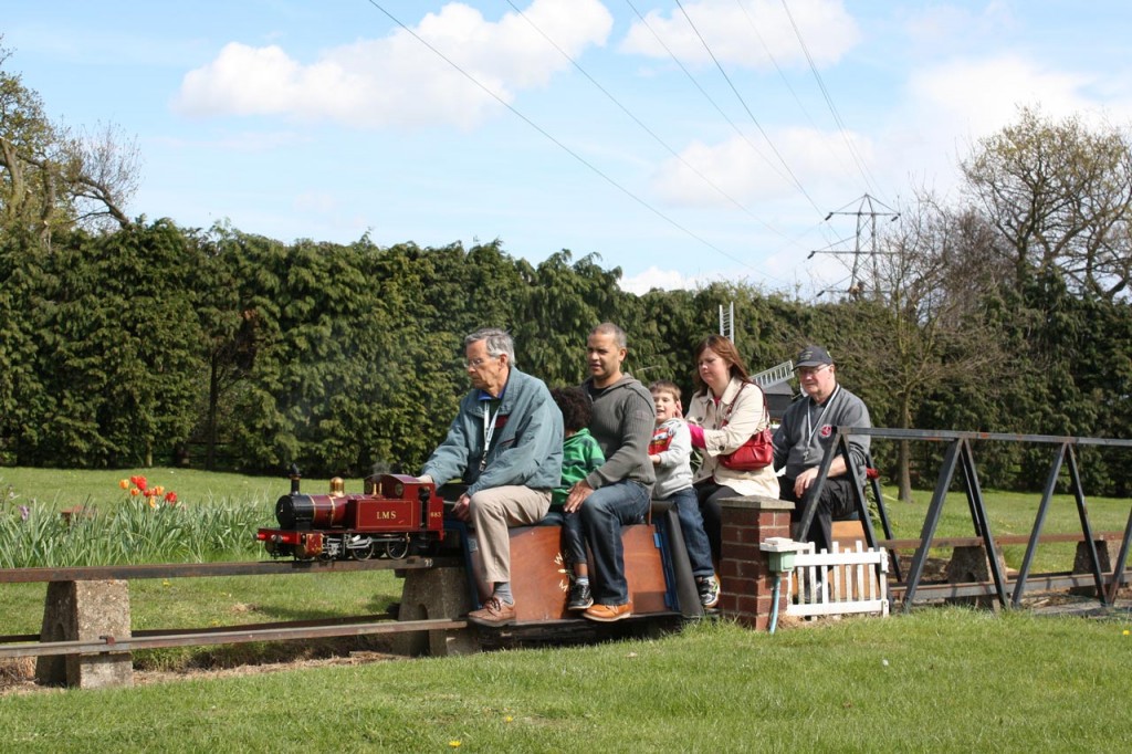  Welling and District Model Engineering Society public running