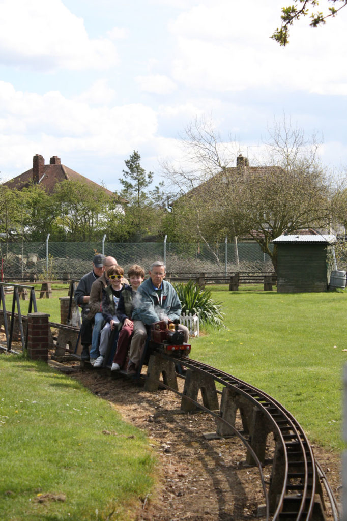 Welling and District Model Engineering Society public running