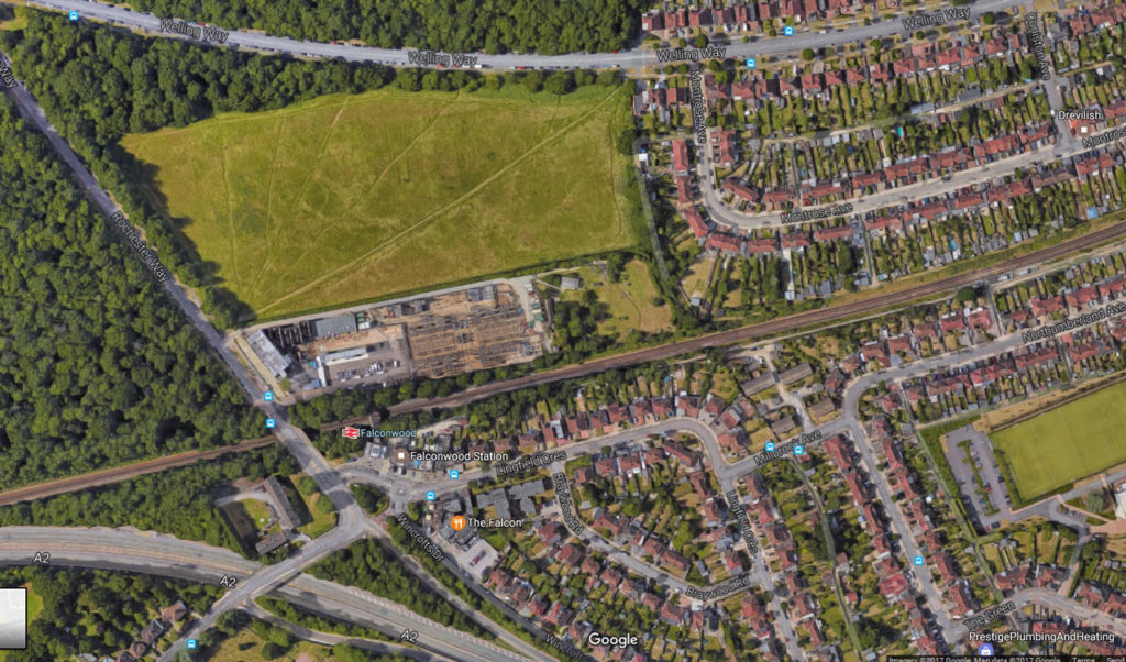 WDMES is located South of Falconwood Field and North of the railway line behind the electricity sub-station. Entrance is from Rochester Way